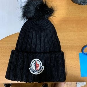 Moncler beanie